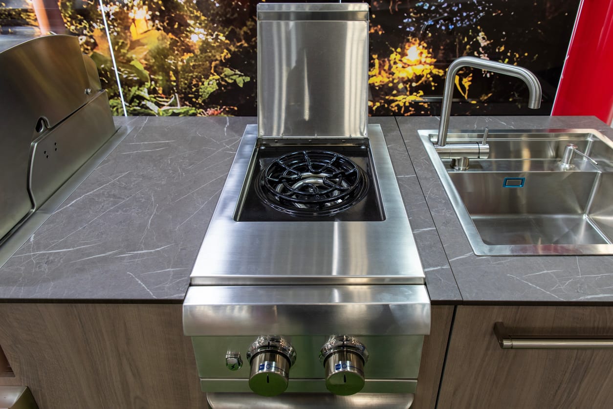 What Plumbing Is Needed for an Outdoor Kitchen?